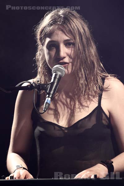 IZIA - 2012-03-17 - PARIS - La Maroquinerie - 